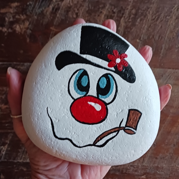 Hand Painted Snowman Rock - Picture 3 of 4